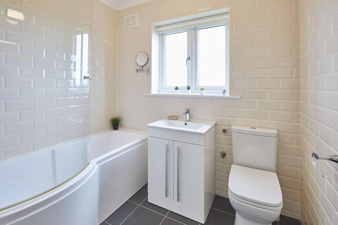 Host & Stay - Coach Cottage Brotton Esterno foto